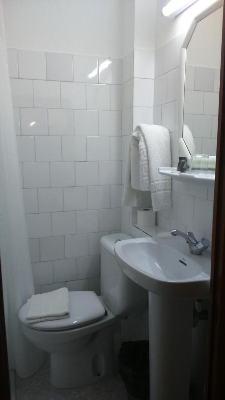 Hostal Pepe Sant Ferran de Ses Roques Buitenkant foto
