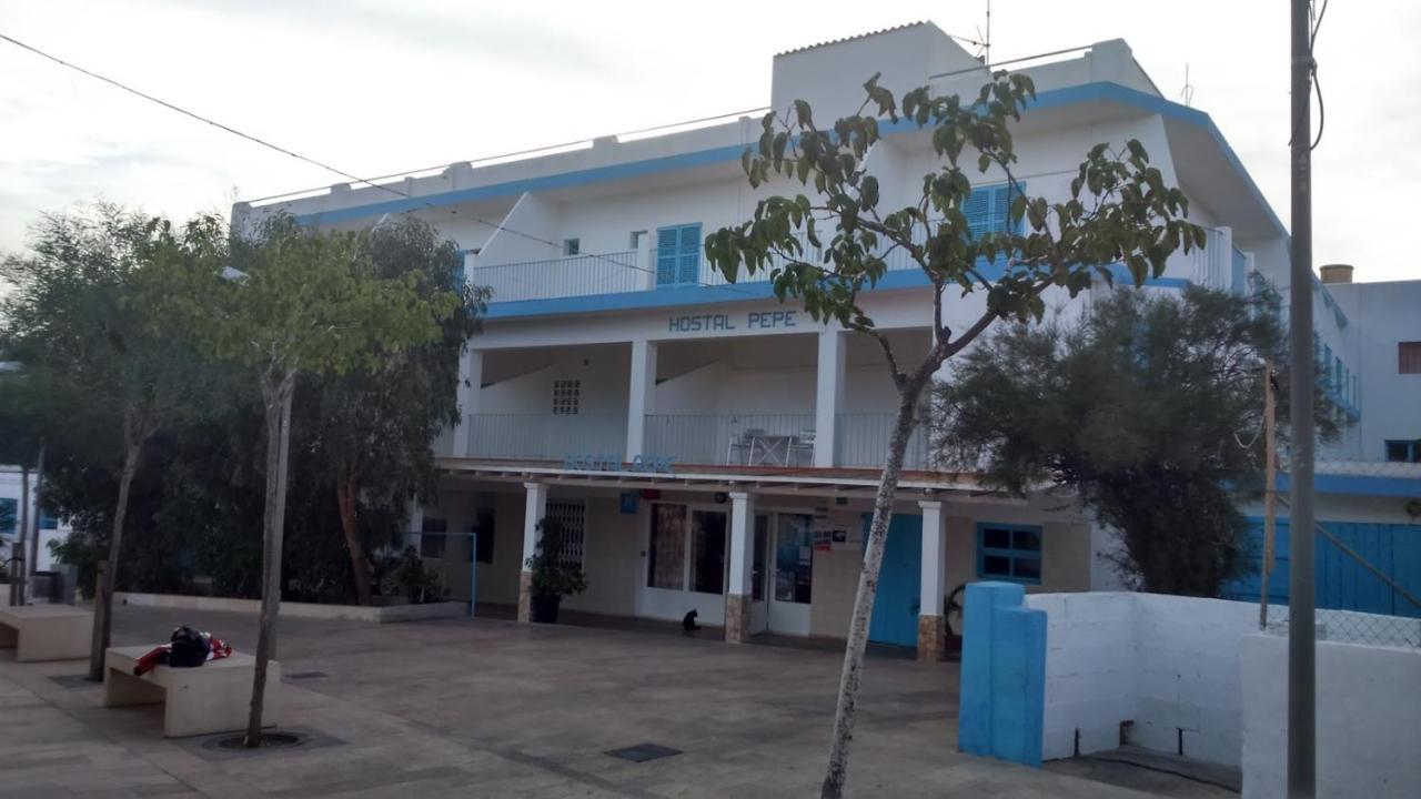Hostal Pepe Sant Ferran de Ses Roques Buitenkant foto