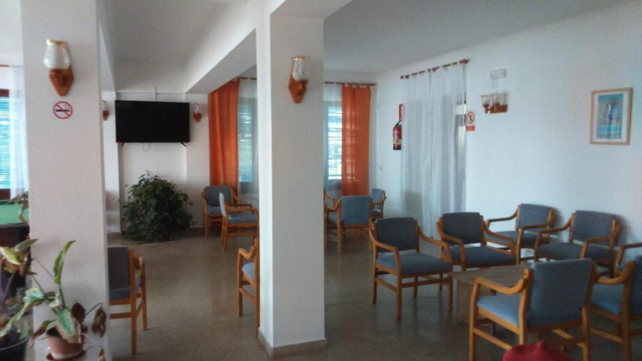 Hostal Pepe Sant Ferran de Ses Roques Buitenkant foto